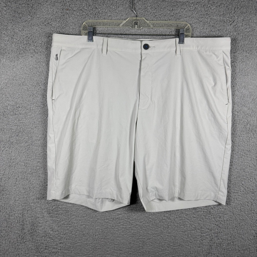 Tommy Bahama Mens Chip Shot Performance Golf Shorts Gray 44RG Stretch Outdoors